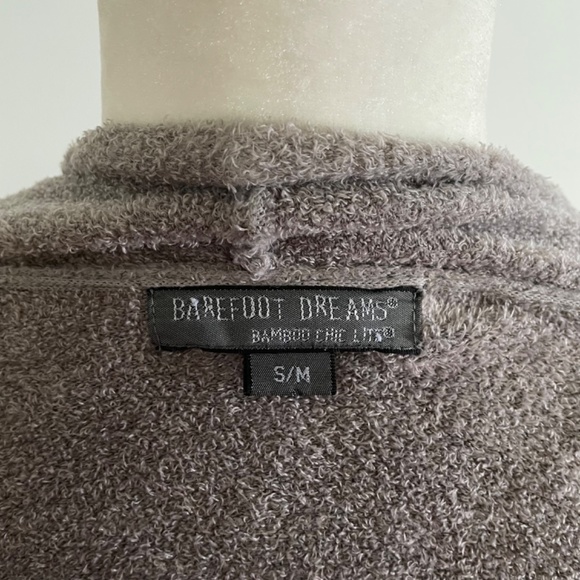 *SOLD* Barefoot Dreams bamboo shawl cardigan - S/M - Picture 7 of 9